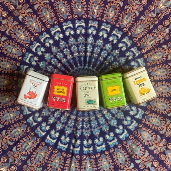 Set of 5 Wagner & Sons Tea Tins
